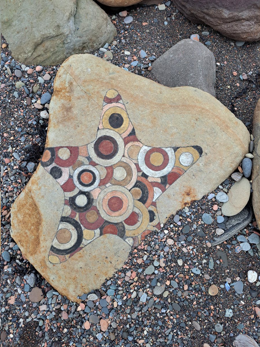 Cylchoedd Seren for/Starfish Circles. Scratched pebble pigment. South Beach,Cumberland. #scratched #pebble #pigment #lliwiaeth #lliw #industrial #temporary #serenfor