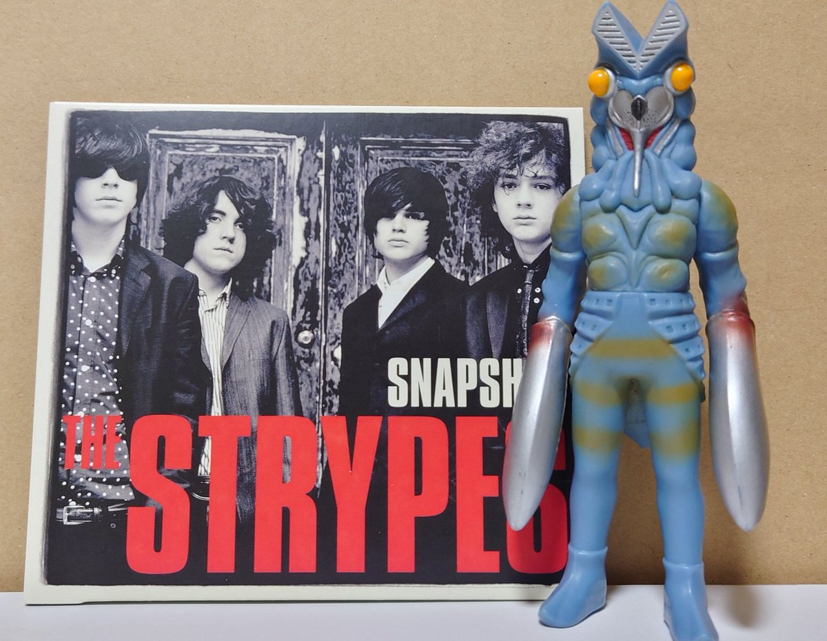 manabubu0421's tweet photo. どんと来い、水曜日!な朝のスマイルチャージBGM🎵
The Strypes 🎵Mystery Man
https://t.co/Bq8HkgAluoより🎵
#TheStrypes https://t.co/o7FIgk9aQV
