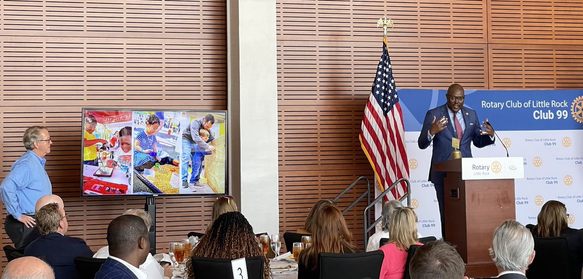 FrankScottJr's tweet image. As the Museum of Discovery nears its Reimagine Campaign fundraising goal, we shared exciting news at @RotaryClub99 today about new exhibits coming this year for children 0 to 6. @arkmod engages young learners in creative ways, &amp;amp; we’re proud of this anchoring institution Downtown.