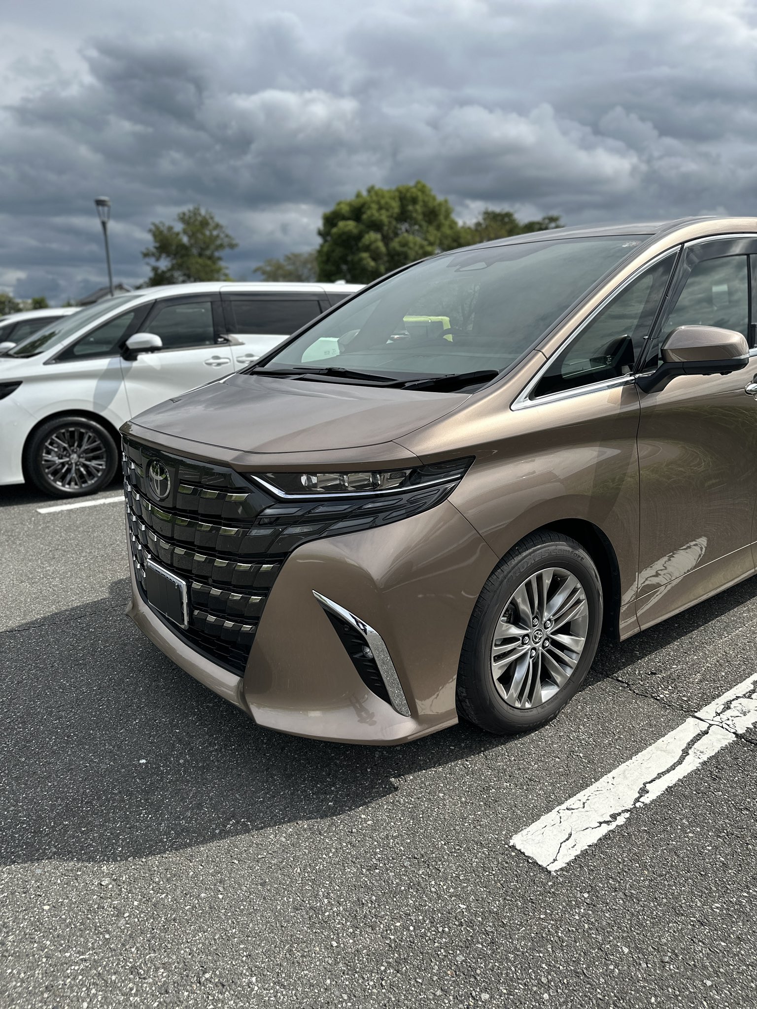 トヨらぶ🚙アルファード伝道師 ランクル250も納車 on X: 