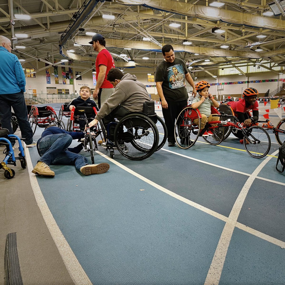 The @BAA had such a great time supporting and attending the Adaptive Sports New England Wheelchair Track Clinic this weekend🤩 Shoutout to all who came out to the Reggie Lewis Track and Athletic Center to take part!💙💛