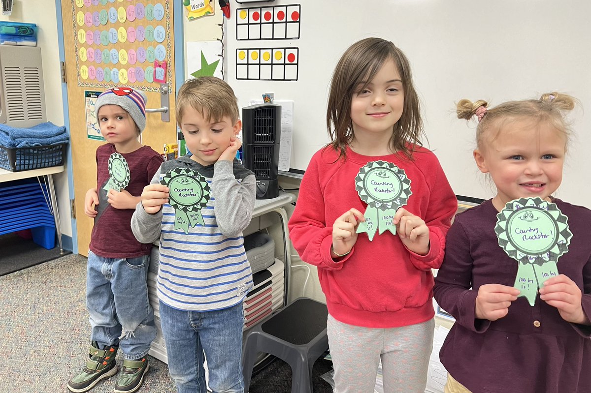 Mrs. Robinson tweet media