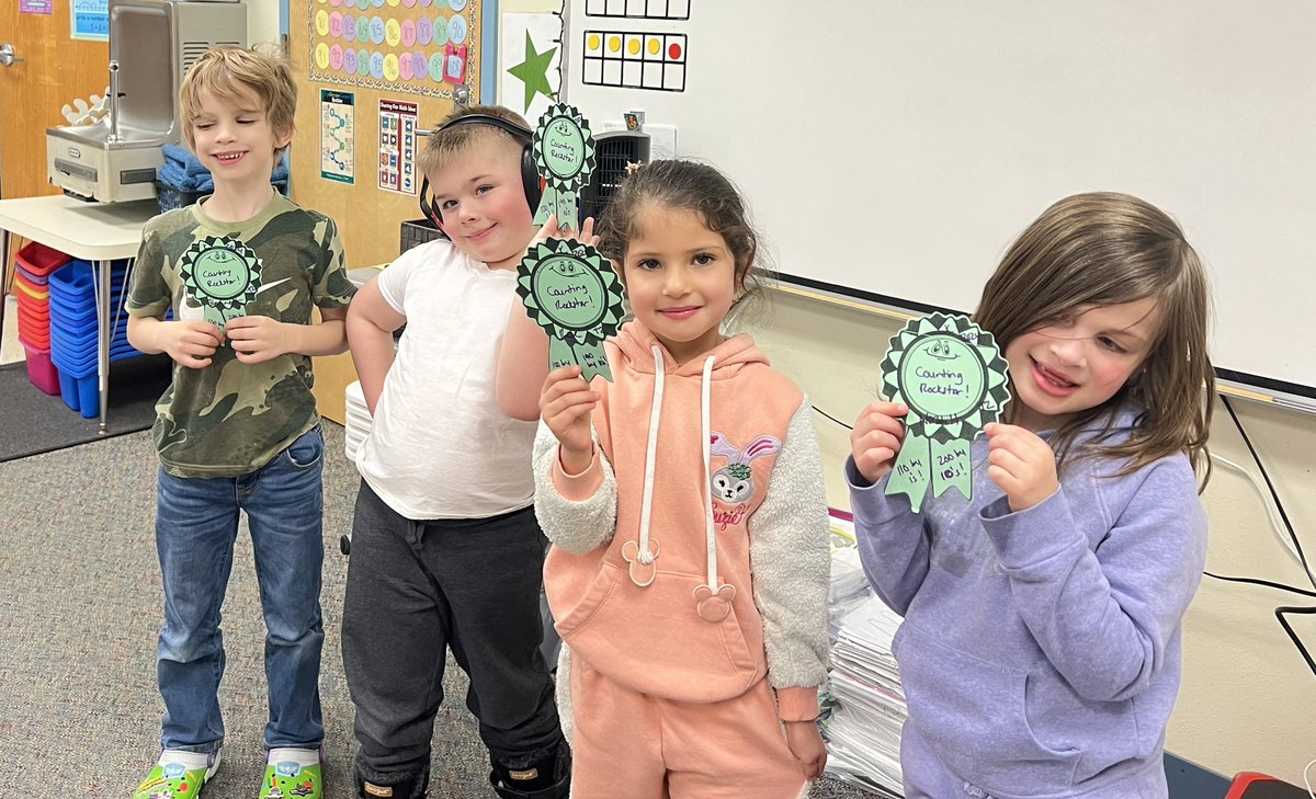 Mrs. Robinson tweet media