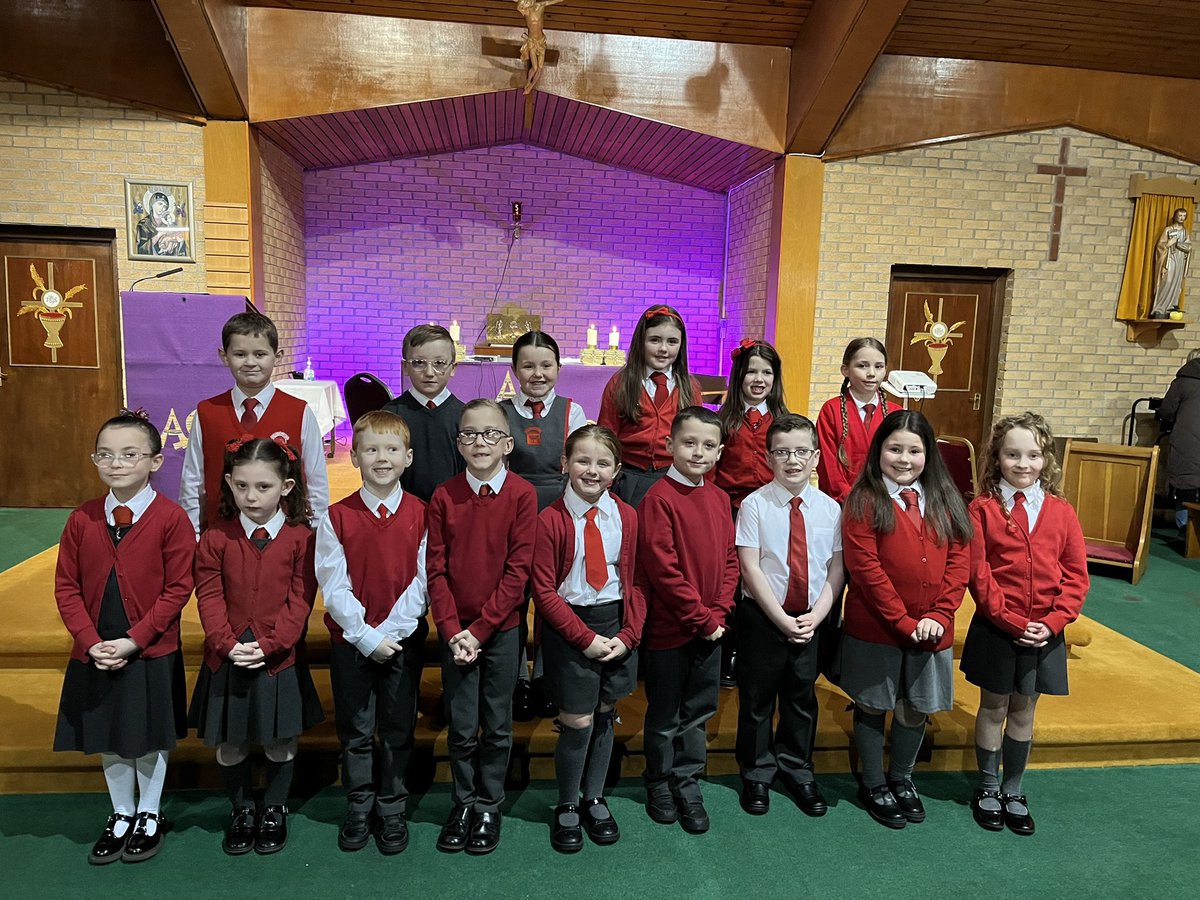 So proud of each and every one of these children who celebrated the Sacrament of Reconciliation this evening .  As Fr Augustine said ‘A credit to the Parish ,their families and the school’ Thank you to their class teachers for preparing them so well !!