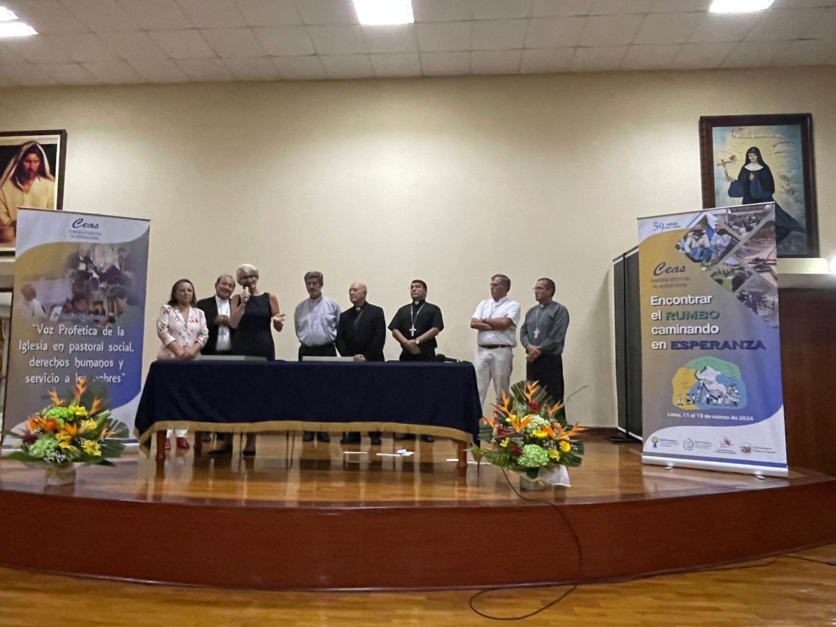 resucitaperu's tweet photo. ¡Felicidades Cardenal Pedro Barreto por este merecido reconocimiento!
Su compromiso con la ecología y los derechos humanos lo convierten en una voz profética en la Iglesia y un ejemplo inspirador para todos.
@ComisionCeas https://t.co/n3k9fPYLwN