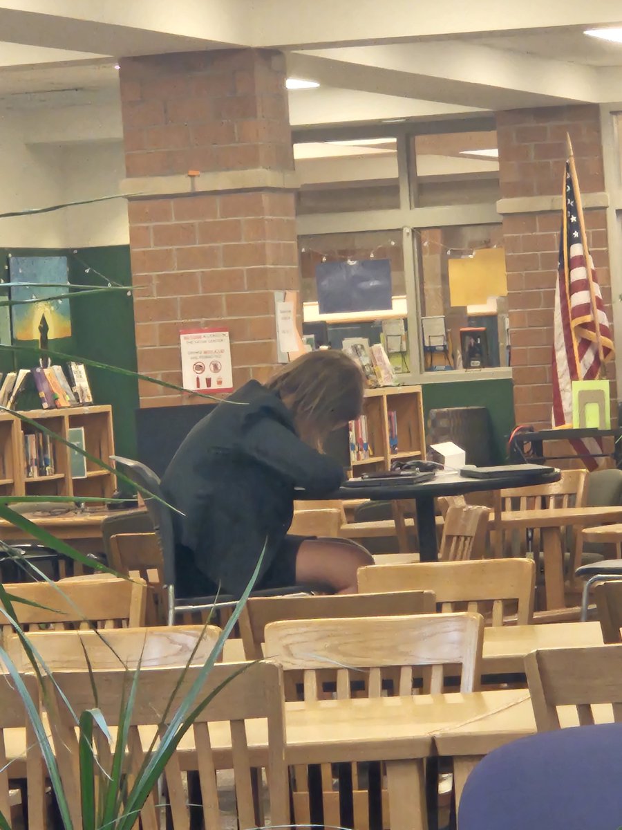 Congrats to Sarah on making Extemp Finals!