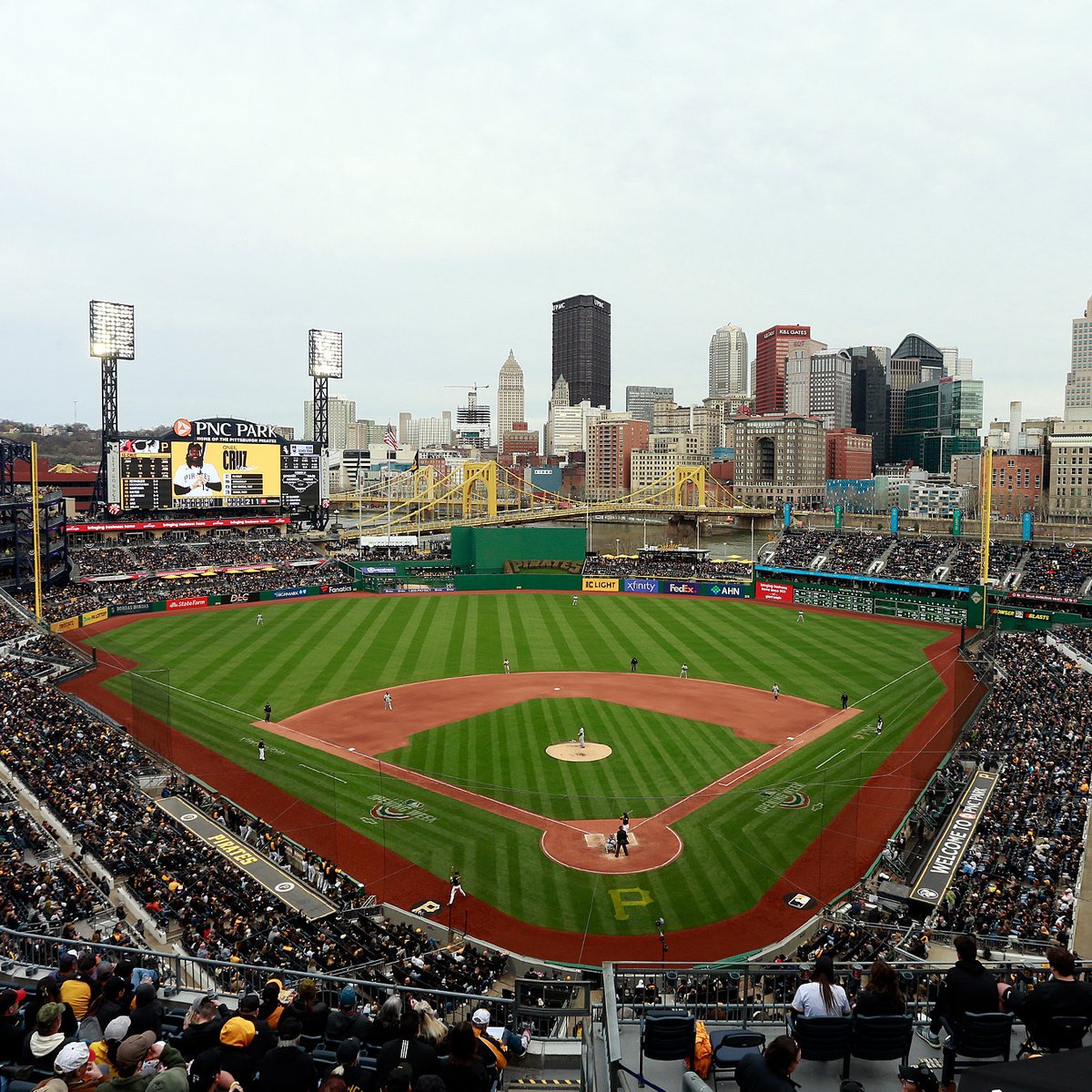 The Pirates' PNC Park has officially been ranked MLB's best ballpark by USA Today ⚾️