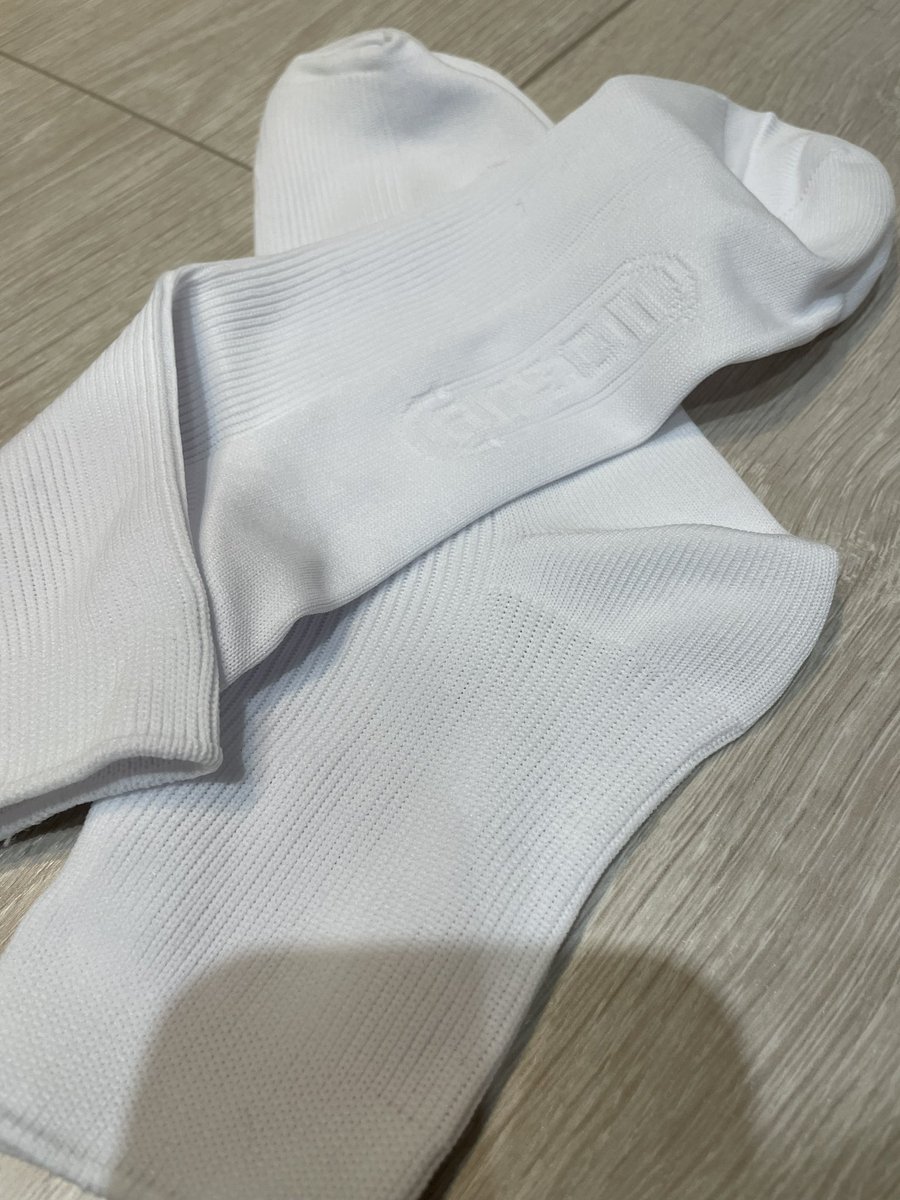 ropensock's tweet photo. 泰國學生襪🧦 https://t.co/kwXWM2YBv0