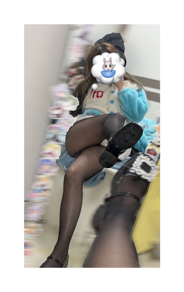 jia5205201's tweet photo. 两张脚底就把你这废物几把看的硬硬的……
害 烂蛆还真的是下贱

#atm奴 #报销奴 #榨金 #吐钱 #女性崇拜 #女s https://t.co/XrNctOeBHA
