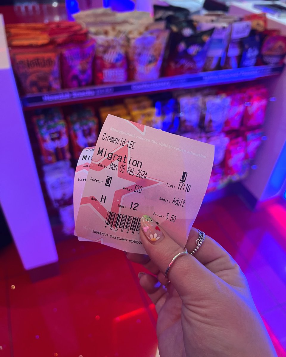 CINEMA. SNACKS. SAVINGS! 🎬🍿 Whether you’re heading out for date night, watching the latest releases with your bestie, or treating the little ones to a cinema trip, you can now save big at Cineworld. Get your ticket for £5.99 when you visit Monday to Wednesday! 🙌