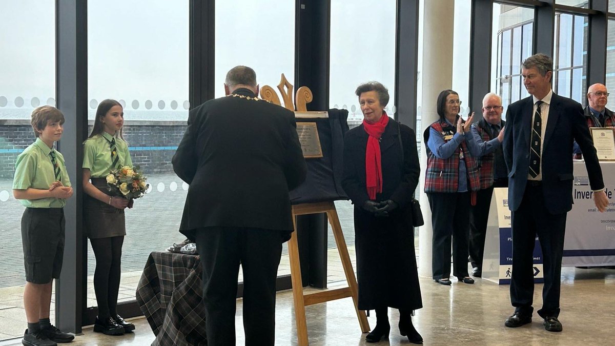 Greenock Cruise Terminal and Visitor Centre opened in 2023 as part of the £1 billion @GlasgowCityRgn Deal, funded jointly by UK & Scottish Governments. Minister Donald Cameron visited the site today to discuss the project and receive a tour alongside HRH The Princess Royal.