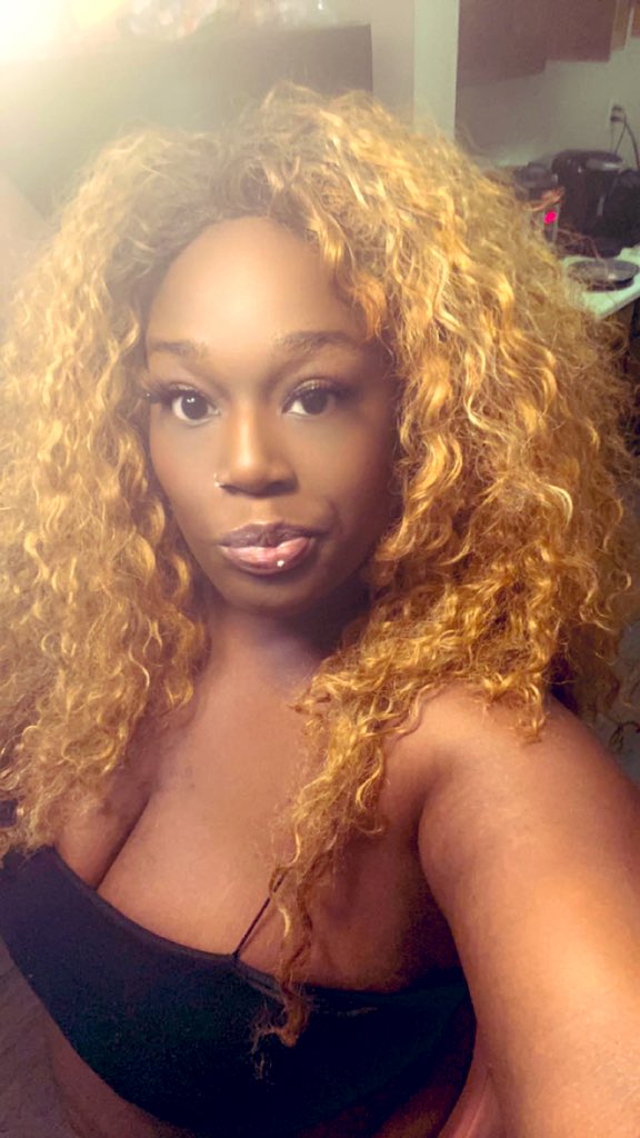 ❥✾ᥴꫝﺃ tweet media