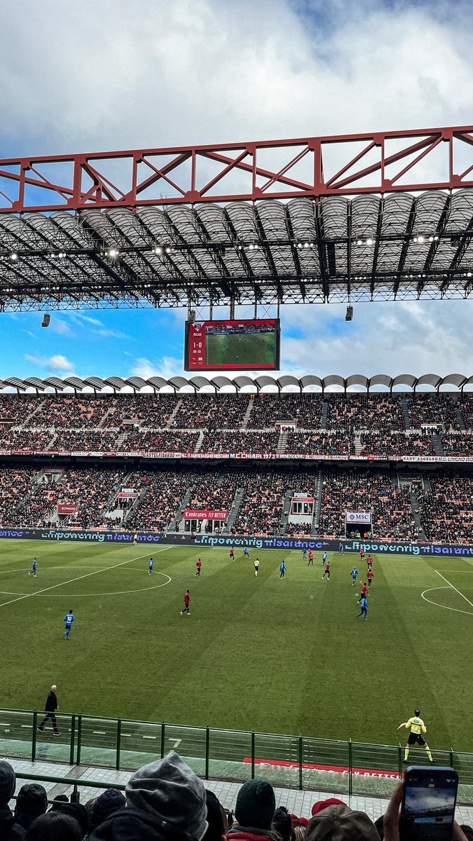 From my gallery 📸 I was at San Siro last Sunday ❤️🖤