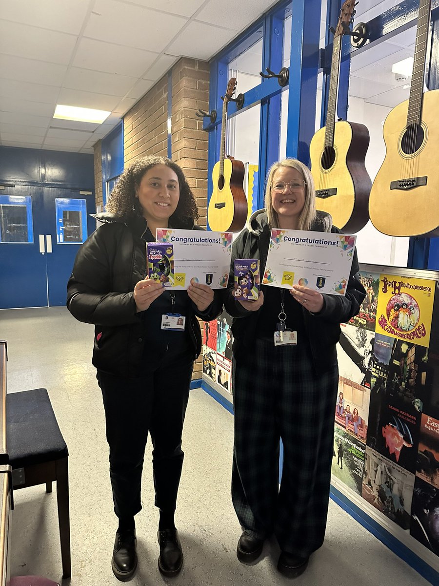 We won!!! Best dressed teacher award for World Book Day!! <a href="/WorleCSA/">WCSA</a>