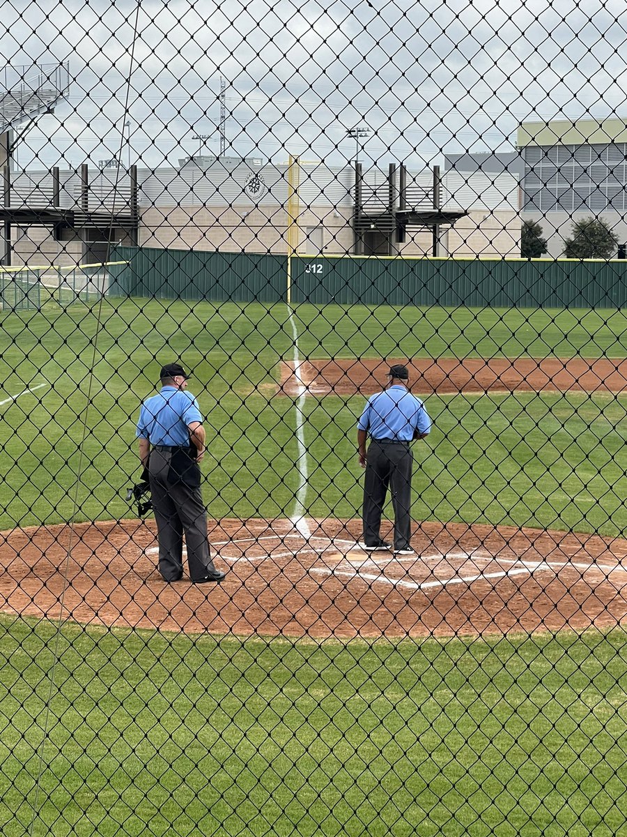 mmccabe1977's tweet photo. Embarrassing @NeisdAthletics I would like to allocate $10 of my NEISD property tax to a string! https://t.co/QBL9oCPx4j