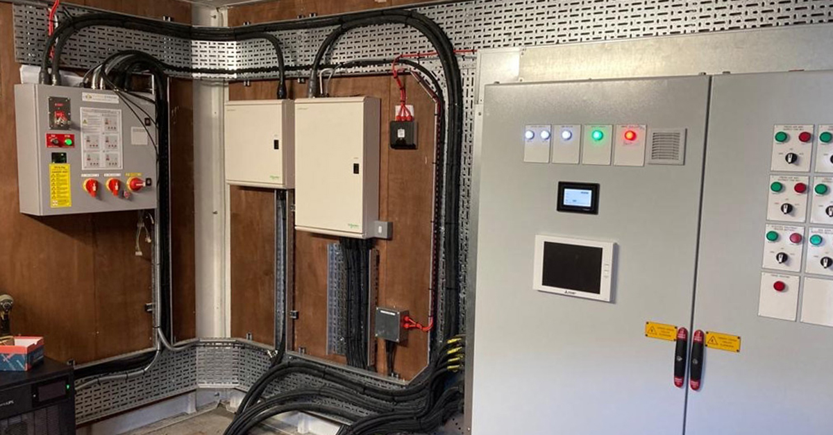 BartonKnightCo's tweet image. Our #electricalservices for #NHSprojects include:

✓Main distribution &amp;amp; switchgear
✓Data &amp;amp; fibre cabling
✓Generator, #UPS &amp;amp; #IPS systems
✓#G99 infrastructure
✓Lighting &amp;amp; emergency lighting
✓Access, CCTV &amp;amp; fire alarm systems
 
More: bartonknightcontracting.co.uk