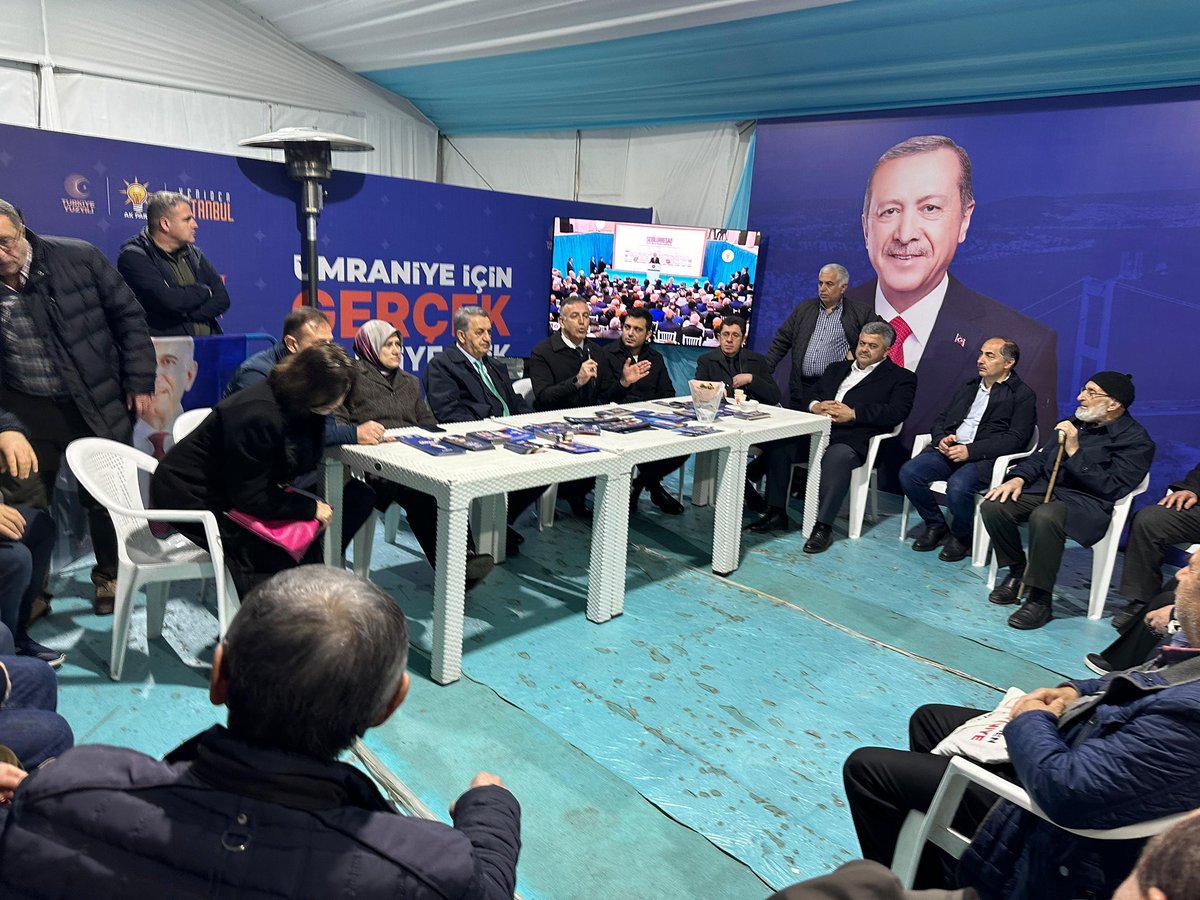 Hayati_Yazici's tweet photo. 📍Ümraniye 

Alemdağ Caddesi’ndeki yürüyüşümüz sırasında vatandaşlarımız ve esnafımızla selamlaştık. Ardından İlçe Başkanımız Sn. Salim Çetinkaya ile birlikte kıymetli Ümraniyelilerle Seçmen Kafe’de bir araya geldik. Ümraniye, #GerçekBelediyecilik için 31 Mart’ta yine güçlü destek verecek.

#HazırızKararlıyız