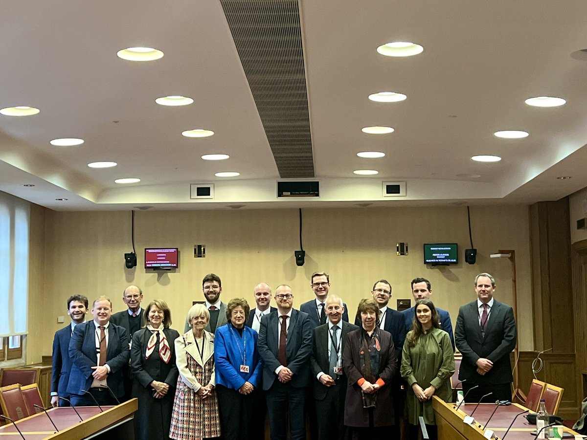 We were honoured to meet the European Affairs Committee, chaired by Lord @PeteRicketts. We discussed: - Restoring EU-UK trust - Venues for formal and informal cooperation - Developing a mechanism to manage regulatory divergence - Functioning of TCA governance structures