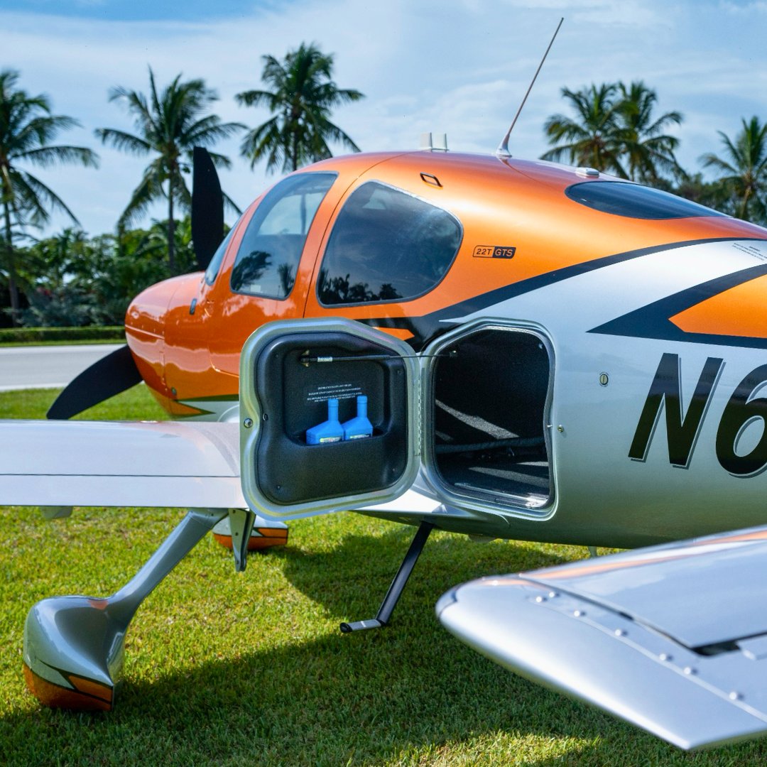 Pilots, with spring around the corner, it's the perfect time for a getaway with #P6Aviation. Fly to the Florida Keys, with minimal rain, humidity, and 70-degree temperature. Planning an #aviationadventure? DM us to see how we can help! 🌤️ #flywithP6 #aviation #pilotlife #florida