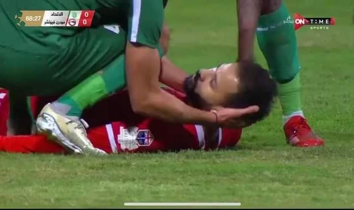 DREliaMagdy2's tweet photo. اللحظه دي عقلي وكل حاجه واقفه عن التفكير حقيقي وخلتني اراجع كل حساباتي في الحياه ،
شوف مهما كنت كويس ومهما كنت صغير ، ممكن تيجي صحتك تخونك وسط كل الظروف دي و في اي لحظه تروح منك كل حاجه .
ربنا يشفيك ويرجعك لأهلك سالم
#احمد_رفعت https://t.co/rLjPgYHYQ5