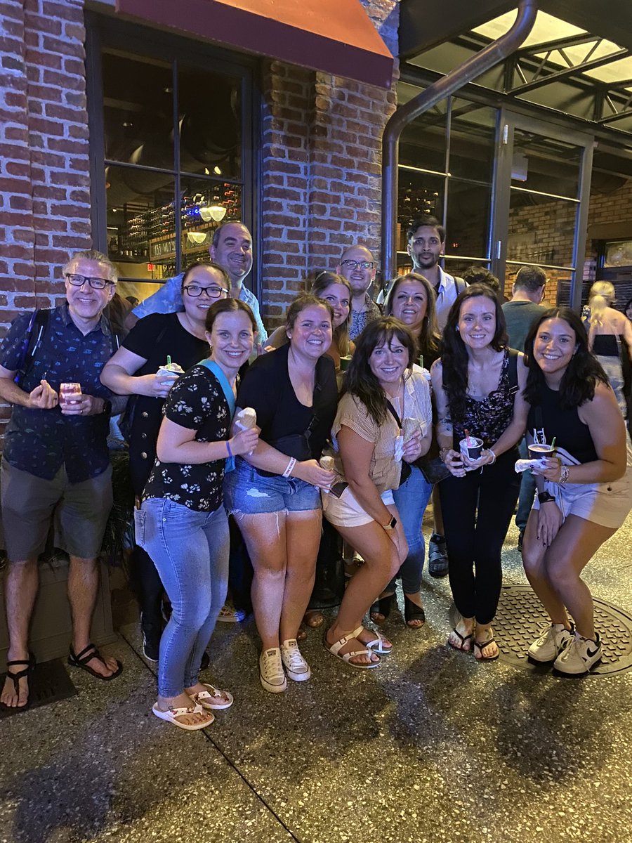 srta_tetto's tweet photo. Twas the most magical experience spending the last few days chaperoning the senior trip to Disney with this awesome group of teachers✨ https://t.co/Pz1il7HcV2
