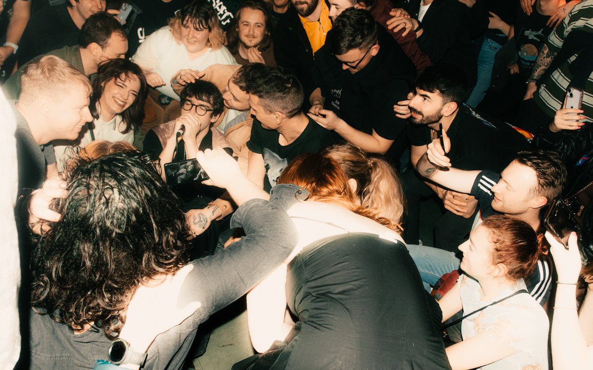 being squashed in the pit at @Spector in manchester 😌