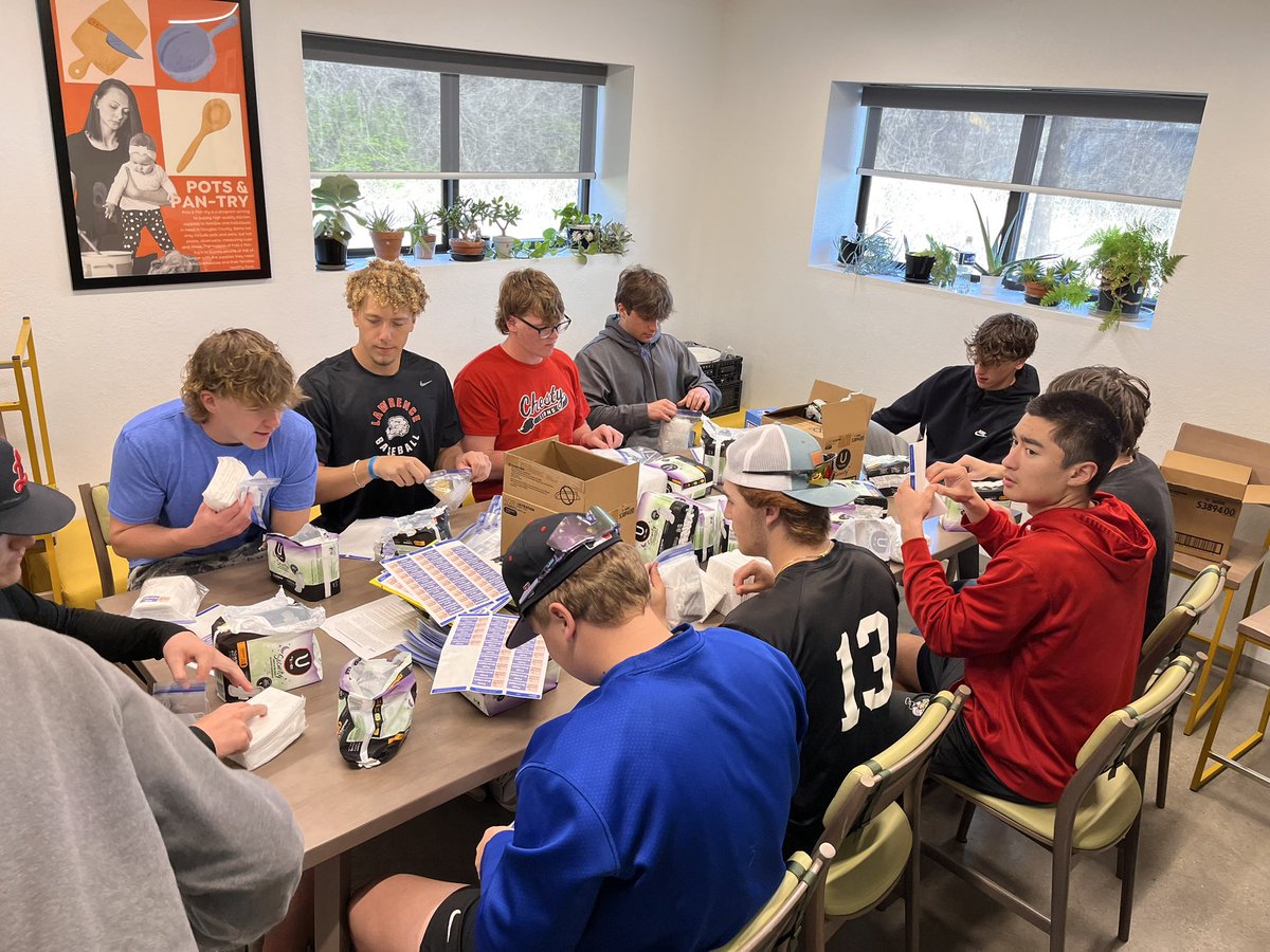 LionBaseball's tweet photo. Great day of giving at Just Foods!

Great work crew! https://t.co/AeR8Zy3xxv