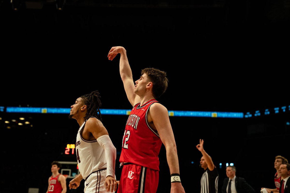 DavidsonMBB tweet picture