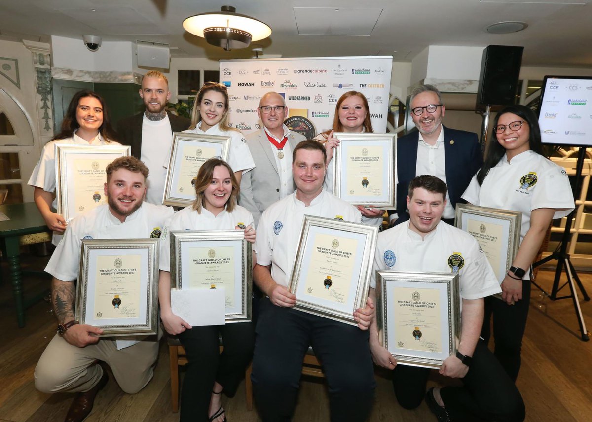 Craft Guild of Chefs (@craft_guild) on Twitter photo “Having supported many of my own team through this process, it’s an absolute honour to take on the role of Chair of Pastry. Entering this award helps every chef grow both professionally and personally, whatever stage they get to.” <a href="/sarahpatissier/">Sarah Frankland</a> craftguildofchefs.org/news/sarah-fra… “Having supported many of my own team through this process, it’s an absolute honour to take on the role of Chair of Pastry. Entering this award helps every chef grow both professionally and personally, whatever stage they get to.” <a href="/sarahpatissier/">Sarah Frankland</a> craftguildofchefs.org/news/sarah-fra…