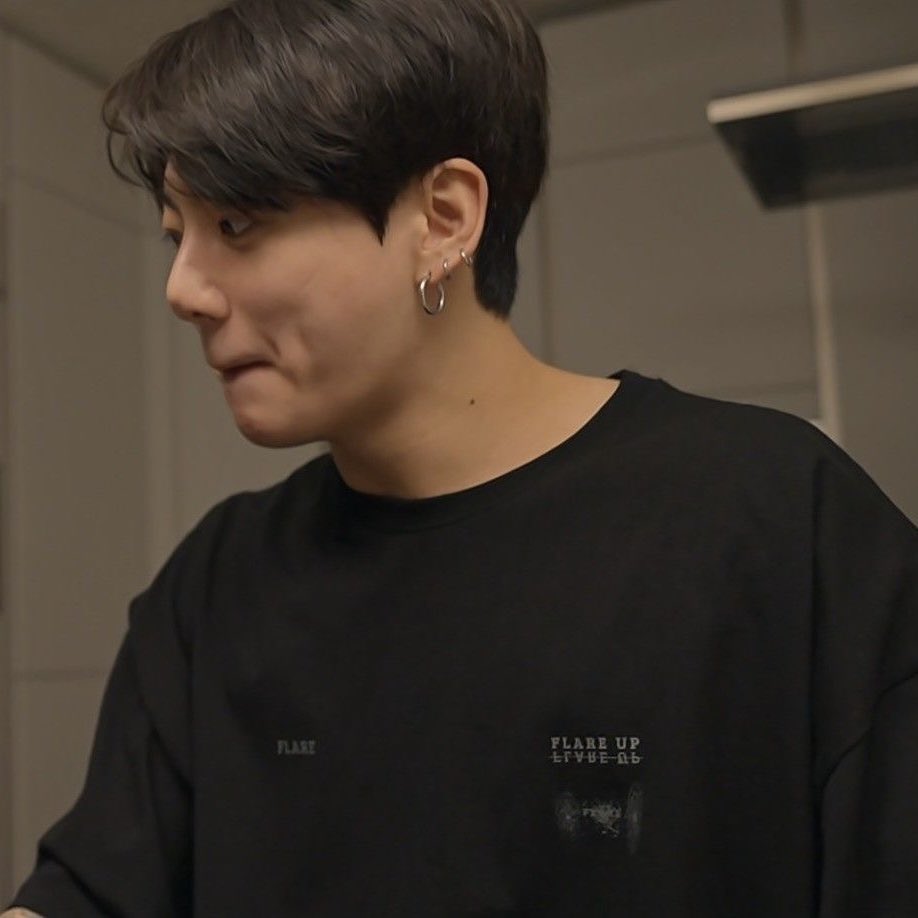 jungkook pics ♥︎ tweet media