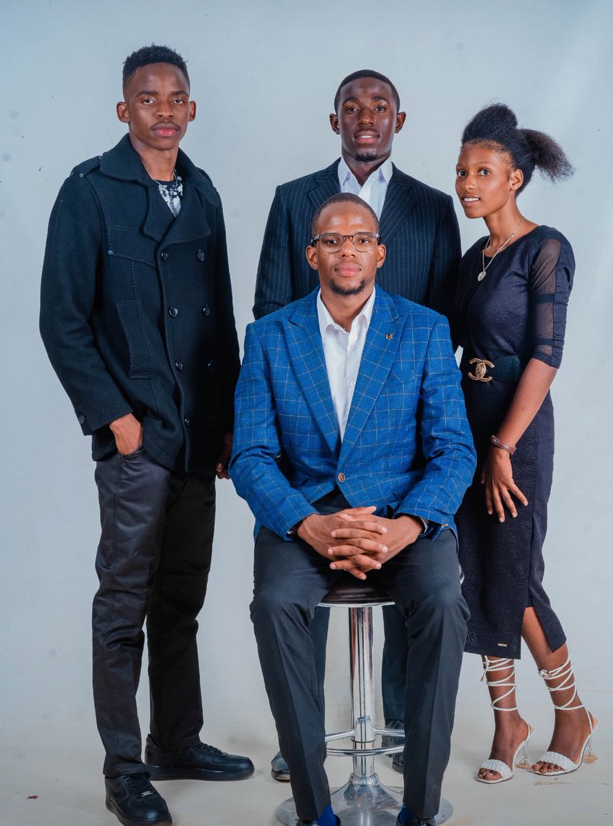 Zinasuzim's tweet image. 🔹In Pictures🔹

Gweru Polytechnic will be heading for elections on the 15th of March, 2024 &amp;amp; below are your vibrant leaders! #ZINASU