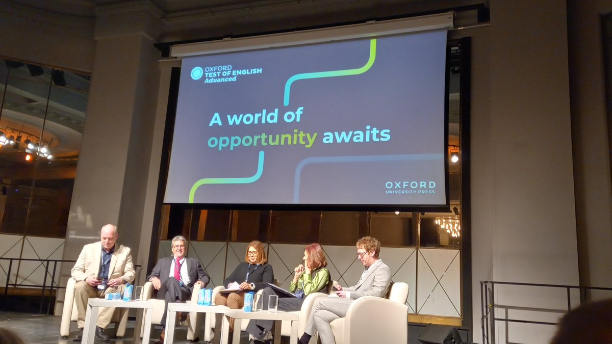 cel_uclm's tweet photo. El director del @cel_uclm asiste, en el Círculo de Bellas Artes de Madrid @cbamadrid, a la presentación del Oxford Test of English Advanced🇬🇧 y a la posterior mesa redonda sobre el futuro de la evaluación de idiomas🎓
@uclm_es
@uclm_inter https://t.co/BCm1rT0hpw