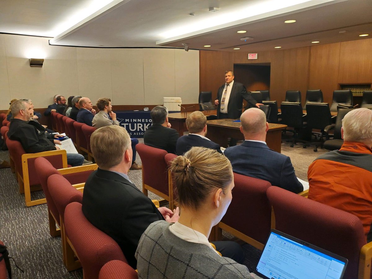 Today welcoming a large group of <a href="/MinnesotaTurkey/">Minnesota Turkey</a> memebers to the Capitol! Appreciated opportunity to visit on marketing, trade, and bio-security efforts that help make Minnesota #1 in 🦃 production in the 🇺🇸!