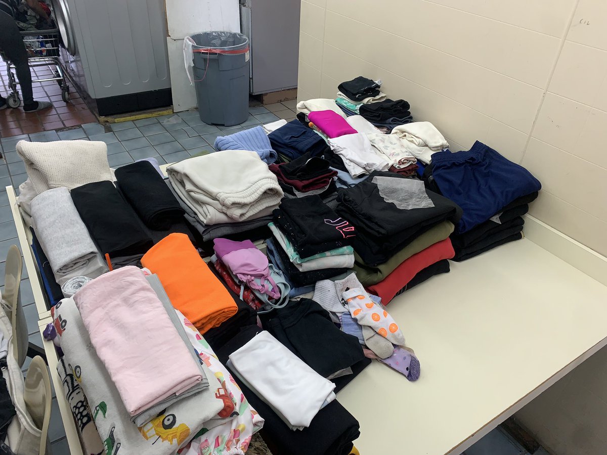 HoePleaseeeeee's tweet photo. 9:00am drop off & 1:00pm pick up โผ๏ธ
When We Same Day Service .. We Mean just that ๐ค๐พ
#MobileLaundryService #SameDayService
#RochesterNY https://t.co/KoIu5gxIsR