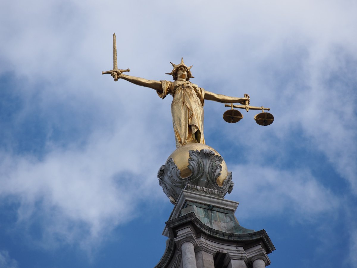 Judicial review is vital for holding the Government to account. But how do you fund it? Book your ticket now for a series of practical, bite-size seminars from 19 - 21 March (presented with @gardencourtlaw) covering costs & funding in judicial review ⬇️ bit.ly/3UZONCM