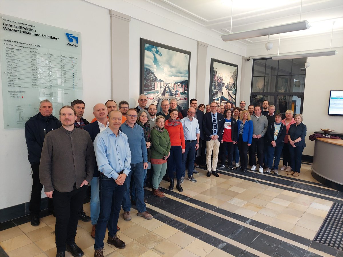 gdws_wsv_presse's tweet image. Es waren konstruktive Gespräche, die nicht nur die Situation der Beschäftigten, sondern auch die Perspektive der Behörde aufgezeigt haben. 
Rund tausend Mitarbeitende sind bei der #GDWS beschäftigt, die zum Bundesministerium für Digitales und Verkehr @bmdv gehört. #WSV