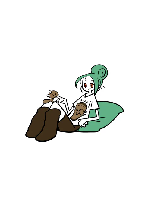 チリちゃんオフのときはダボッとしたの着ててほしい。おっきいお団子に、度の強い眼鏡とかで。 
