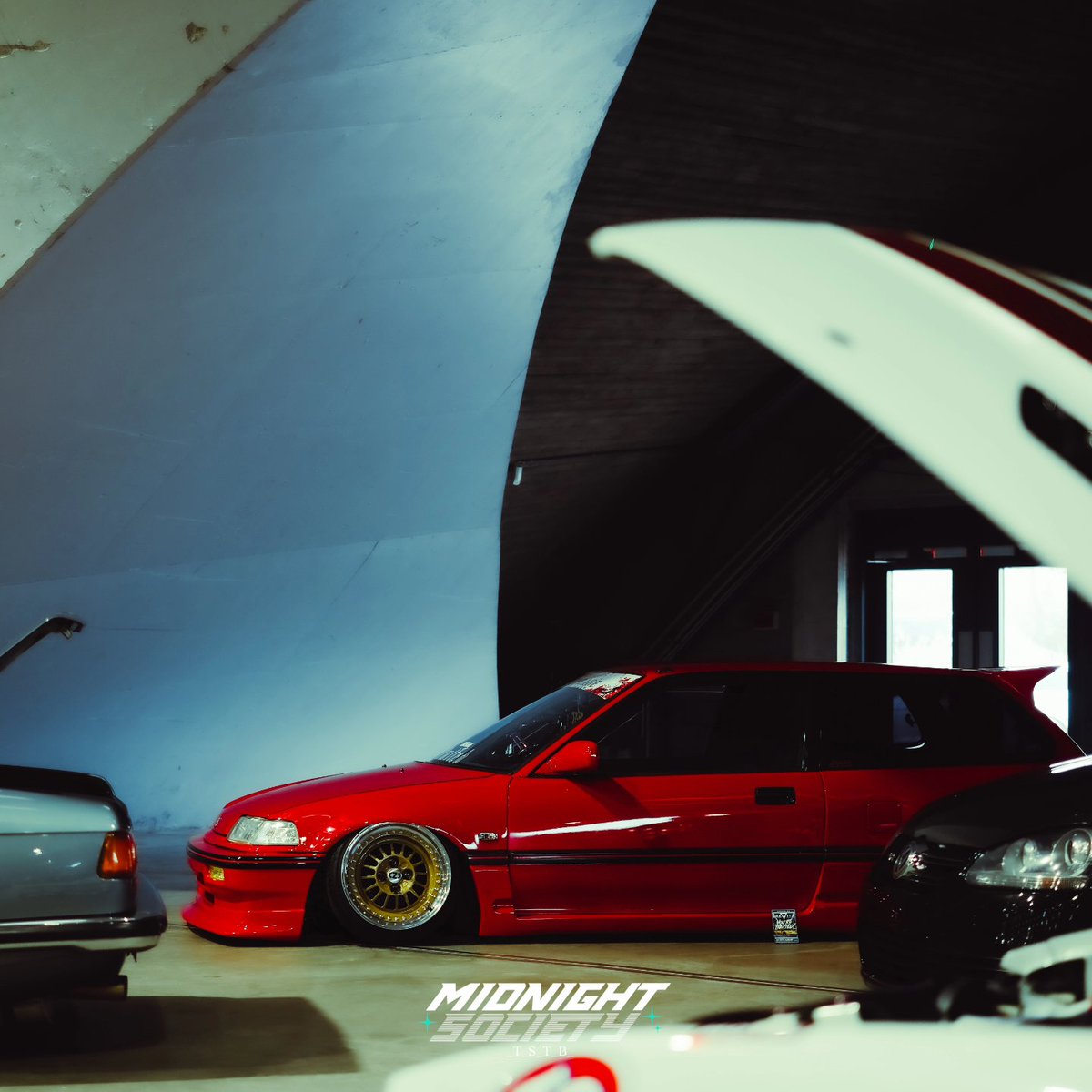 Red alerte !!! 
<a href="/m_societyO/">MidnightSociety</a>