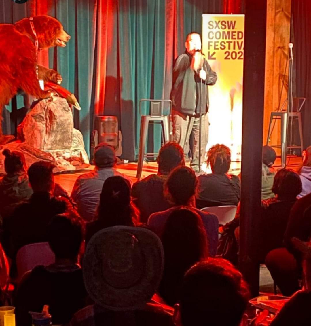 TrevorKeveloh's tweet photo. THROWBACK to last years @sxsw when @racebanning offered me a spot on @RoastBattle at @creekandcave
And In the words of Brian...
"You ripped it"
#SXSW #sxswcomedy https://t.co/POMGu7GT0c