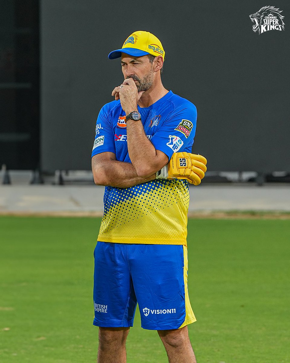 ChennaiIPL's tweet photo. Masters in their element! 🔥💥
#WhistlePodu 🦁💛 https://t.co/tCjcube36x