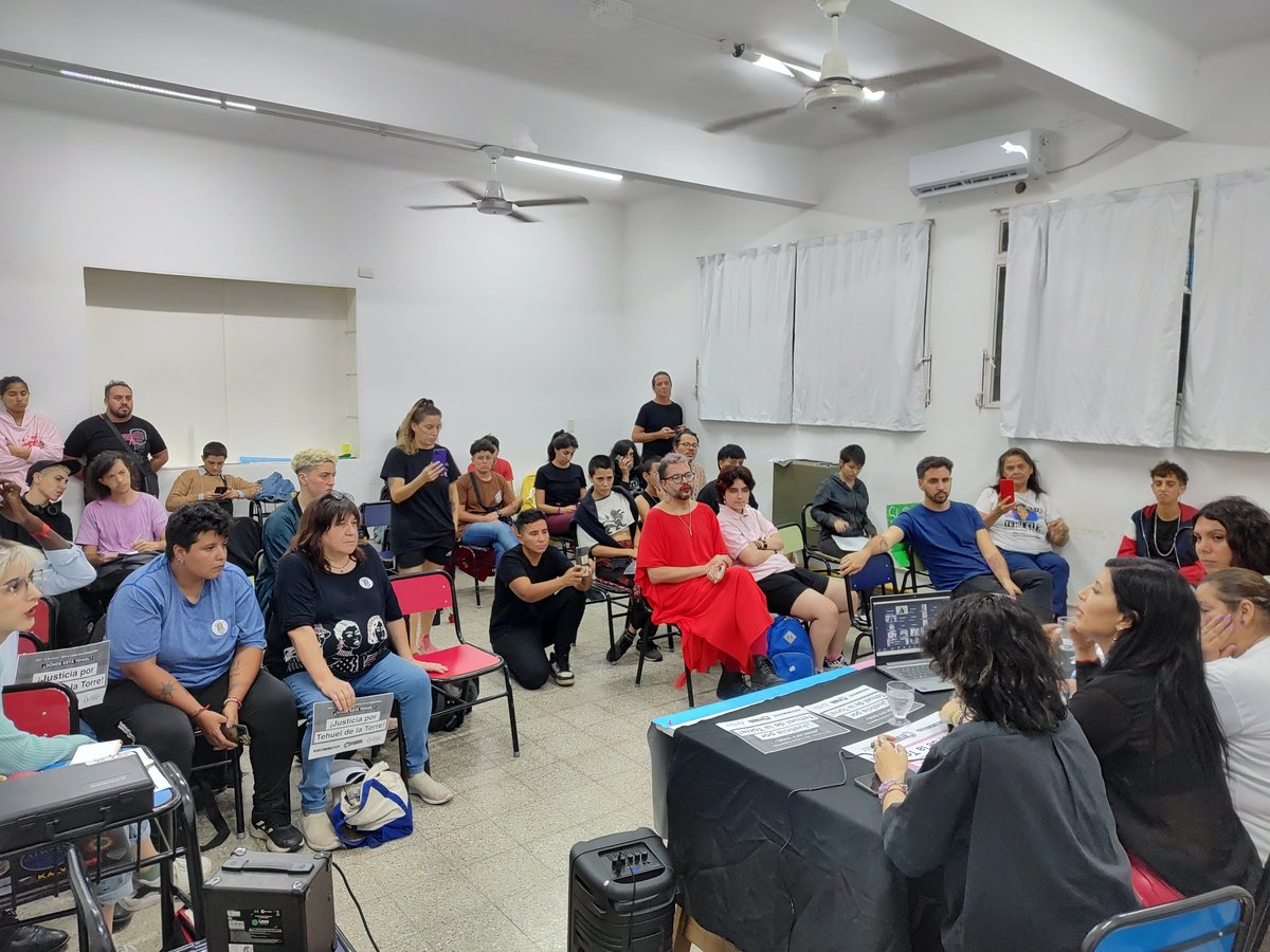 MochaCelis's tweet photo. 🏳️⚧️ En el día de ayer se llevó a cabo en la Mocha Celis el “Encuentro Federal: Justicia por Tehuel de la Torre. A 3 años de su desaparición.”
✊🏽 Este encuentro estuvo a cargo del Frente #OrgulloyLucha y la Asociación #FamiliaresyAmiguesdeTehuel en nuestra Asociación Civil. https://t.co/hhj8XaUFPF