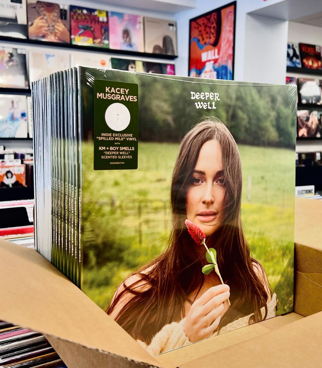 Kacey Musgraves returns this week with her new album, ‘Deeper Well’. Thanks to all the fans who’ve already pre-ordered this exclusive SPILLED MILK vinyl edition, which has scented sleeves! pop-music.ca/kacey-musgrave… #KaceyMusgraves #DeeperWell
