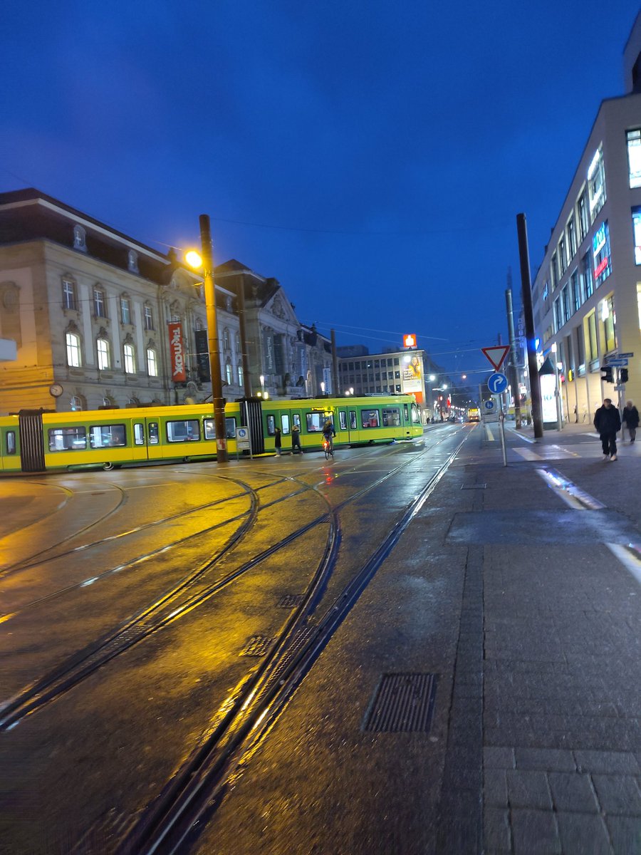 Das Pferd tweet media