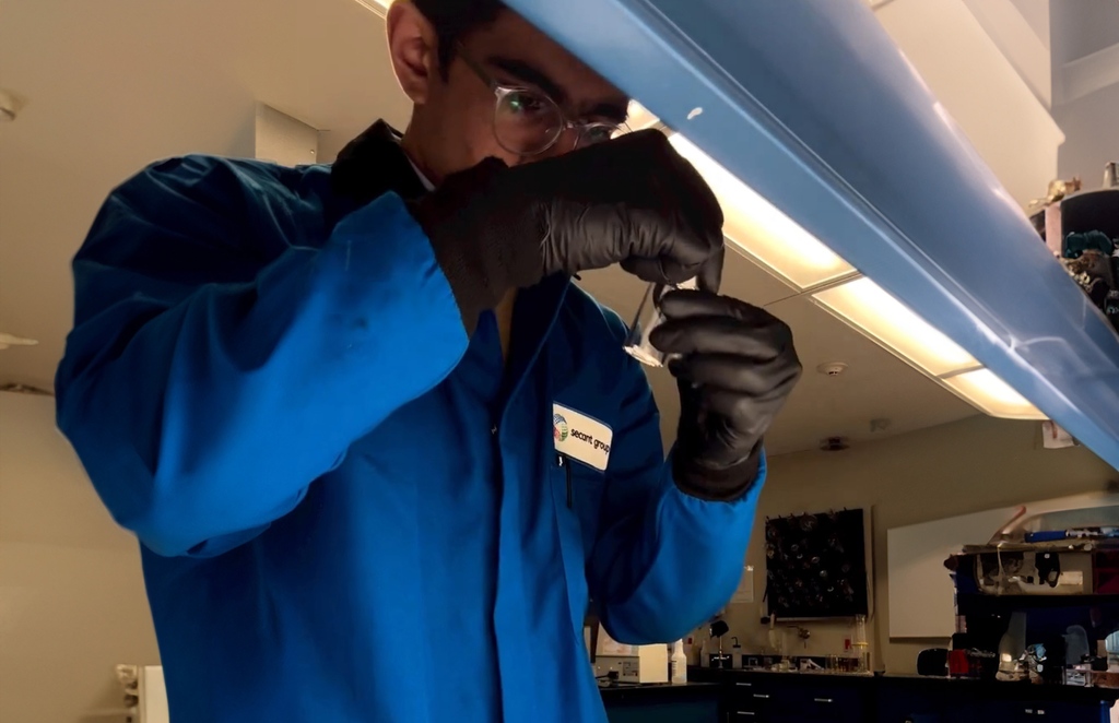 Zikria Saif, a fourth-year materials science and engineering student at Drexel University, is using polymers to improve cardiovascular health for his family as well as the world. Read more about his story at drexel.edu/engineering/ne…