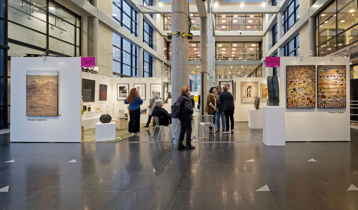 😁 Encore quelques jours pour voir les œuvres de 70 artistes exposés à 📍 l'Espace Landowski pour la Carte blanche aux galeries d' #art 📸🎨🗿 #gratuit

🗓️ Jusqu'au dimanche 17 mars 
Infos 👉 rb.gy/ftu2g3

@OTBB92 @GaleriMondapart @carresurseine @DestinationHDS