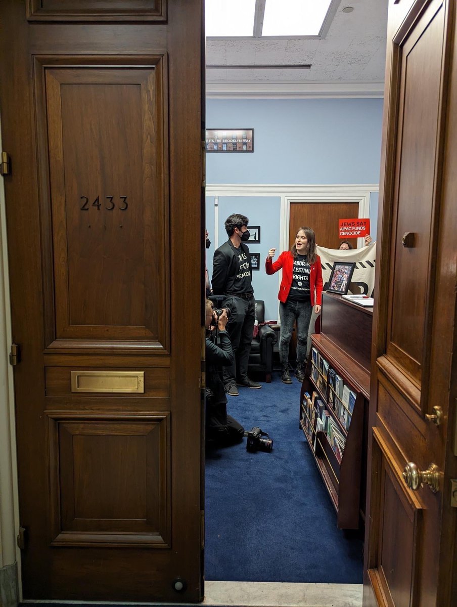 JvpAction's tweet photo. BREAKING: As AIPAC lobbyists take to Capitol Hill to tell Congress to support Israel’s genocide of Palestinians, JVP Action members occupied the office of Rep Hakeem Jeffries, once of the largest recipients of AIPAC funding, telling him to #RejectAIPAC https://t.co/NCTKHXuhTp