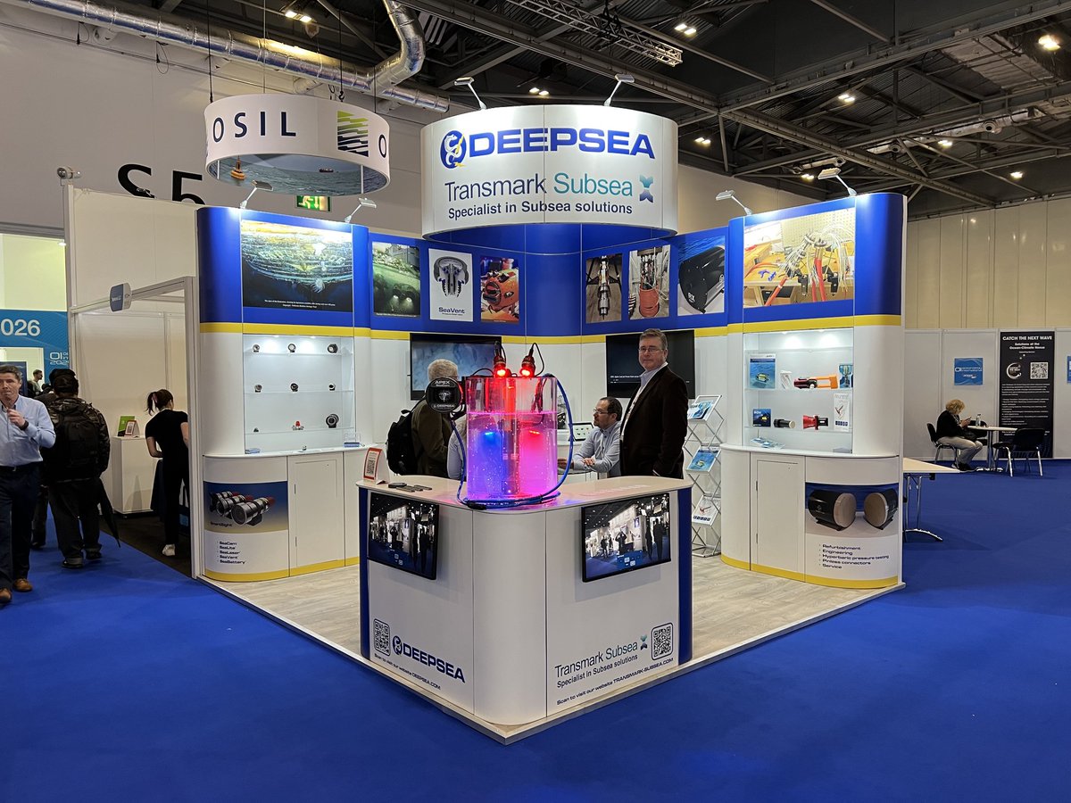 DeepSea_PL's tweet photo. Had a great day 1 at @OceanologyIntl connecting with others in the subsea industry and sharing some of our latest innovations in deep ocean lighting and imaging. If you are at the show, make sure to stop by booth N151!  
#deepseabydesign #oceanologyinternational #oi2024 https://t.co/xqiVWwmgwx