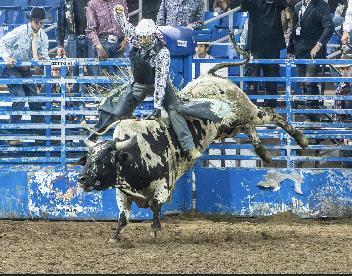 It’s #traveltuesday at the #scottsdalerodeo at #westworldofscottsdale. If you’ve never seen a rodeo, read my article to learn more - shorturl.at/aFJQT.

#arizonarodeo #experiencescottsdale #scottsdaleaz #thingstodoinscottsdale #travelwritersuniversity #ifwtw1