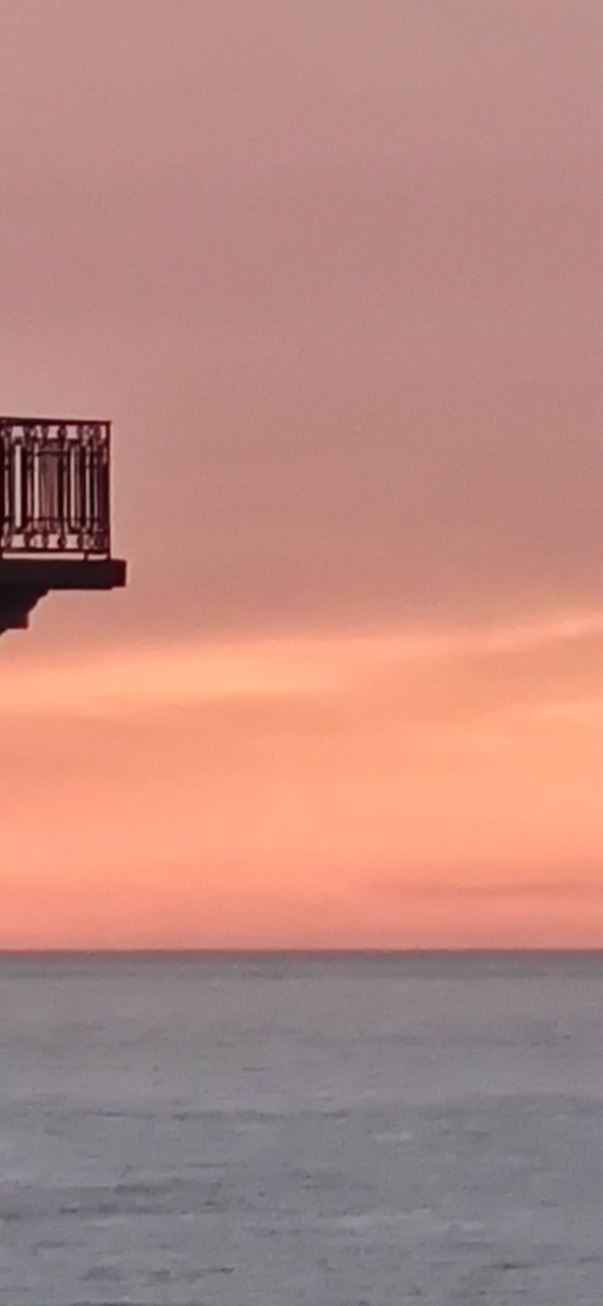 Calticom64's tweet photo. Ladies &amp; gentlemen, sous vos yeux ébahis, le retour des tout premiers #sunser 2024 !  ❤❤❤❤ https://t.co/PMTPxONRgY