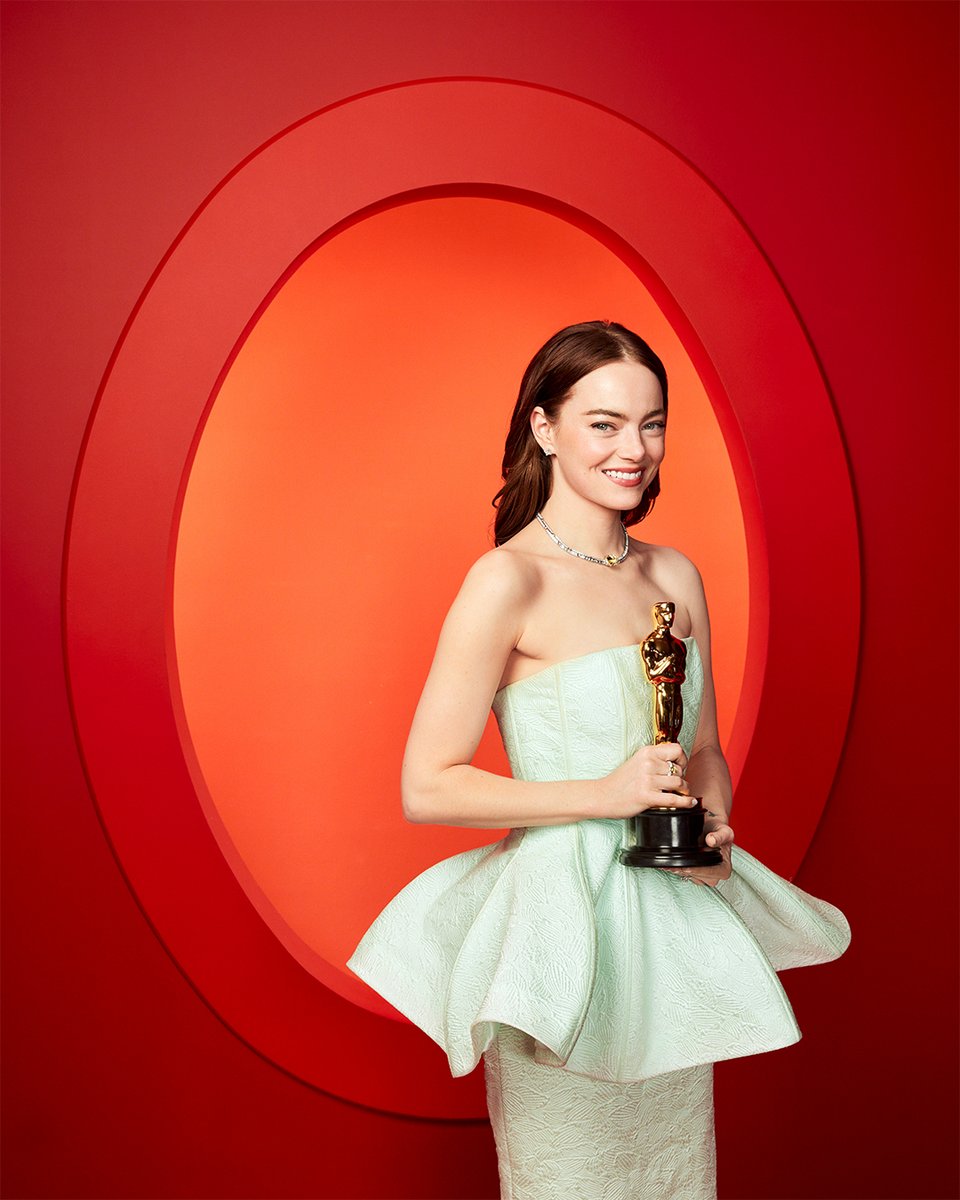 The Bella of the ball, Emma Stone. Emma took home the Best Actress Oscar for her performance as Bella Baxter in Yorgos Lanthimos' 'Poor Things.' She previously won in the same category for 'La La Land.' #Oscars Photo Credit: Matt Sayles